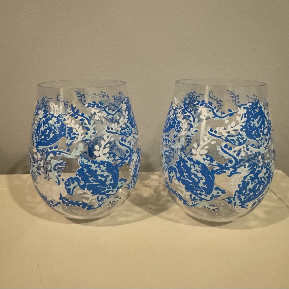Lilly Pulitzer Blue and White Stemless Acrylic Glasses